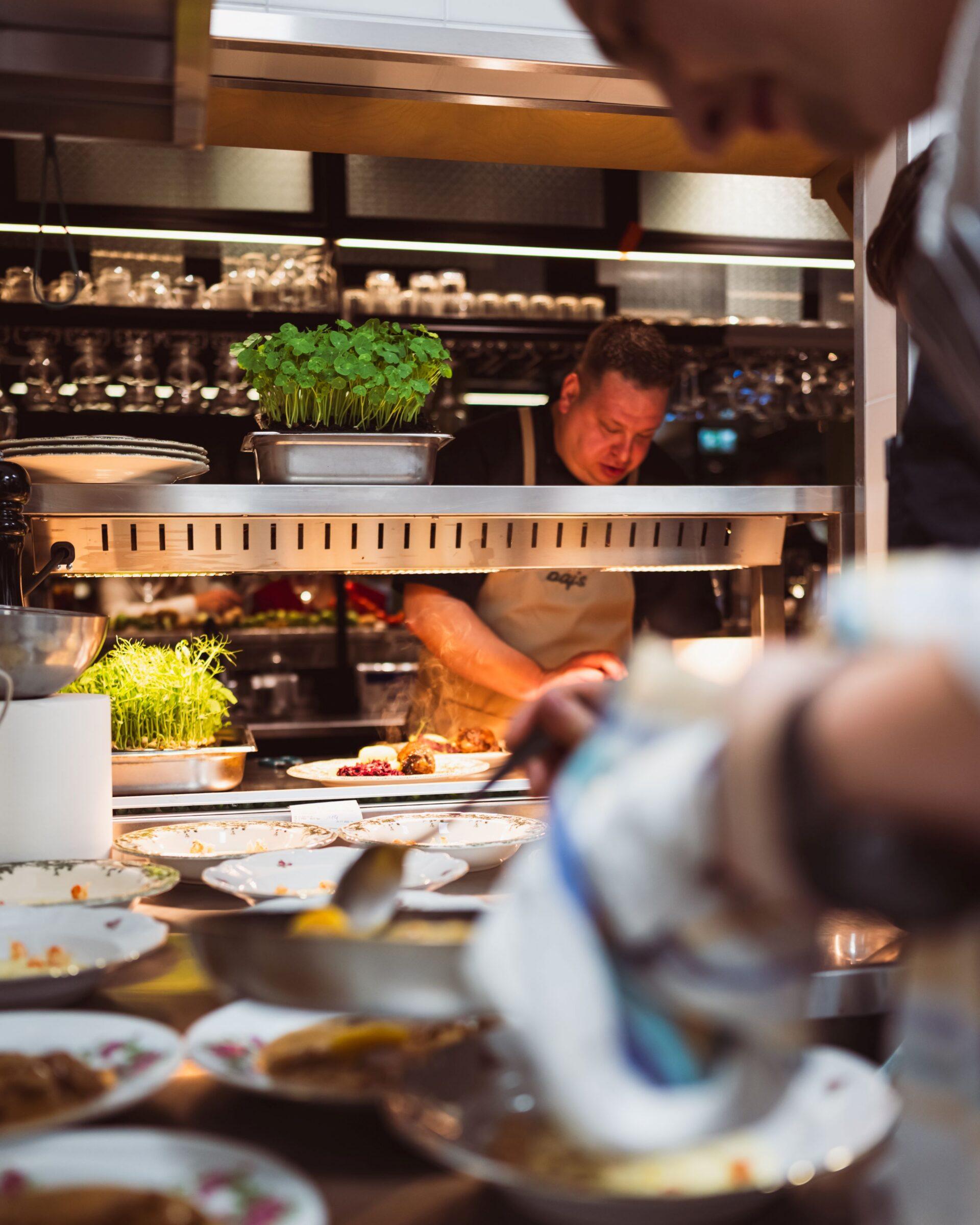 Piotr Kołodziej, szef kuchni w restauracji Bajs