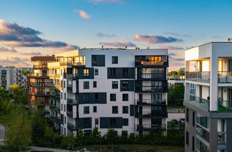 Obudzić inwestycje w nieruchomościach