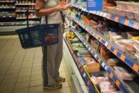 Kradzieże odpowiadają za 69 proc. strat sklepów detalicznych.