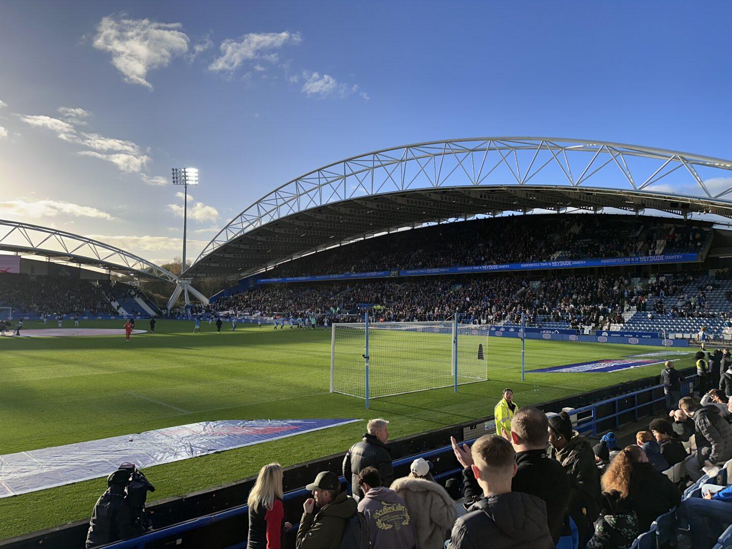 Accu Stadium, Huddersfield Town, piłka nożna