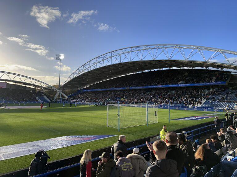 Accu Stadium, Huddersfield Town, piłka nożna