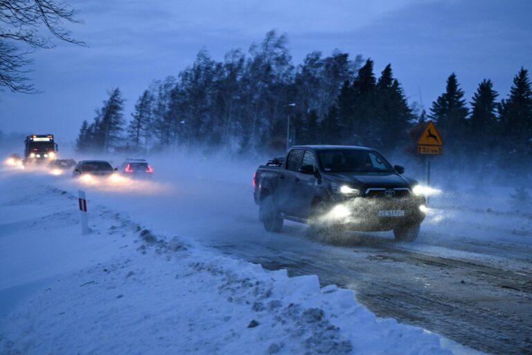 Na zdjęciu: opady śniegu