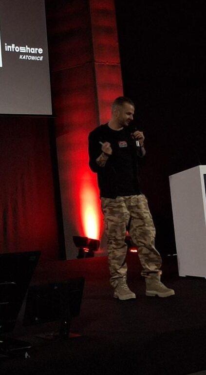 Andrzej Dragan o sekretach inteligencji modeli językowych. Czy AI myśli, czy tylko recytuje?