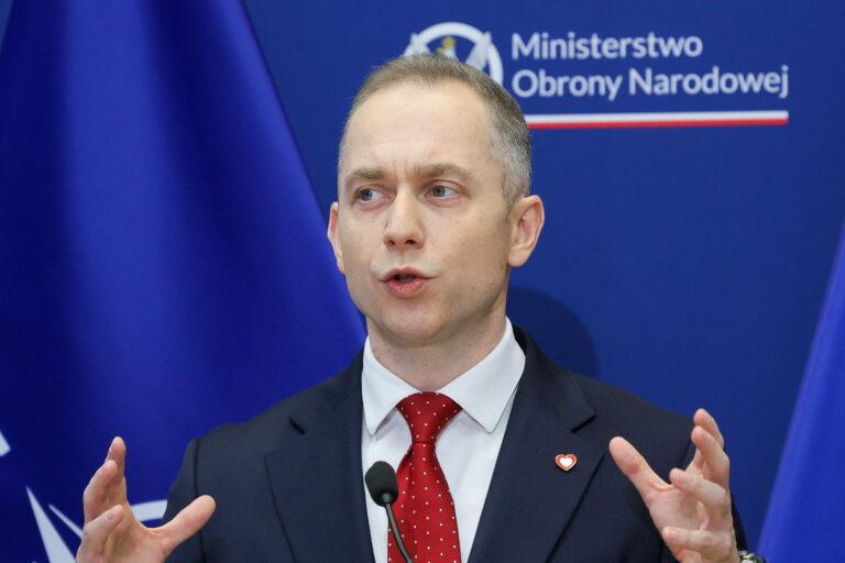 Tomczyk poinformował, że do Sejmu trafił właśnie projekt ustawy o karcie rodziny mundurowej. Fot. Rafał Guz/PAP