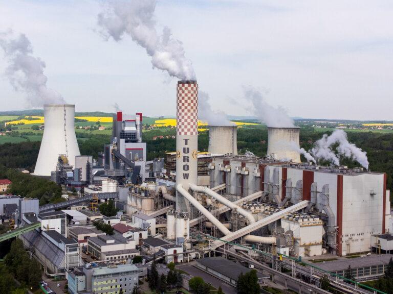 Na zdjęciu węglowa elektrownia cieplna, PGE Górnictwo i Energetyka Konwencjonalna S.A. Oddział w Turowie