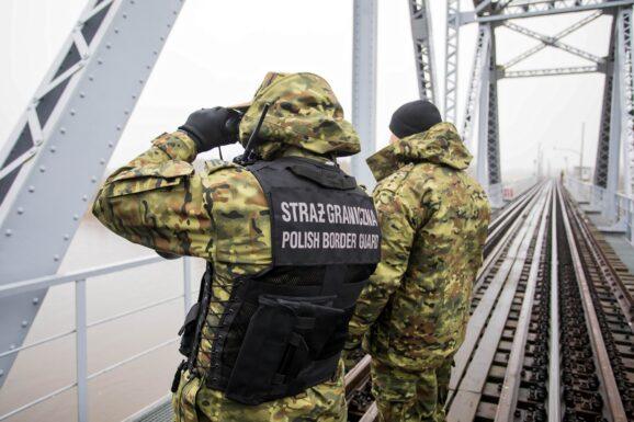 Czy Polska będzie przyjmować migrantów w ramach unijnego paktu migracyjnego?