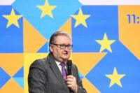Wicepremier Ukrainy, minister ds. integracji z UE i NATO Taras Kaczka podczas otwarcia Konferencji Inwestycyjnej UE-Ukraina towarzyszącej 5. edycji targów „Rebuild Ukraine – Construction & Energy” w hali EXPO XXI Warszawa, 13 listopada 2025 r.