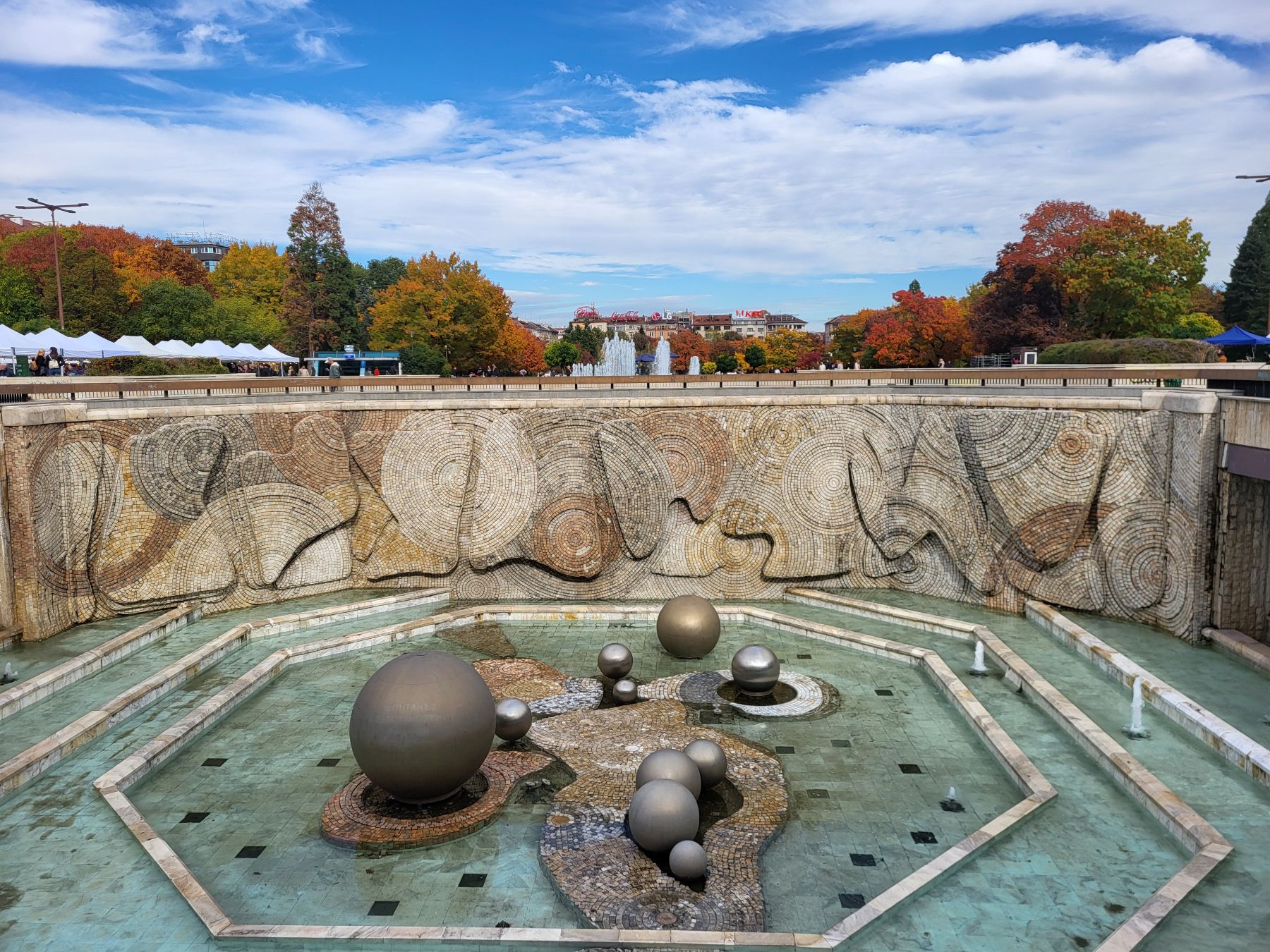 Odnowiona mozaika w centrum Sofii