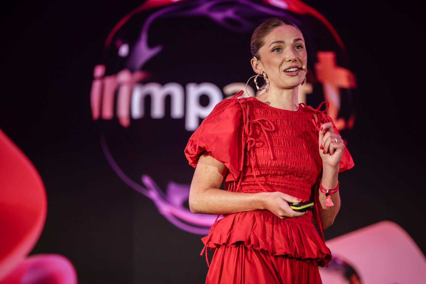 Stefanie Sword-Williams – autorka bestsellera „F*ck Being Humble” i mówczyni