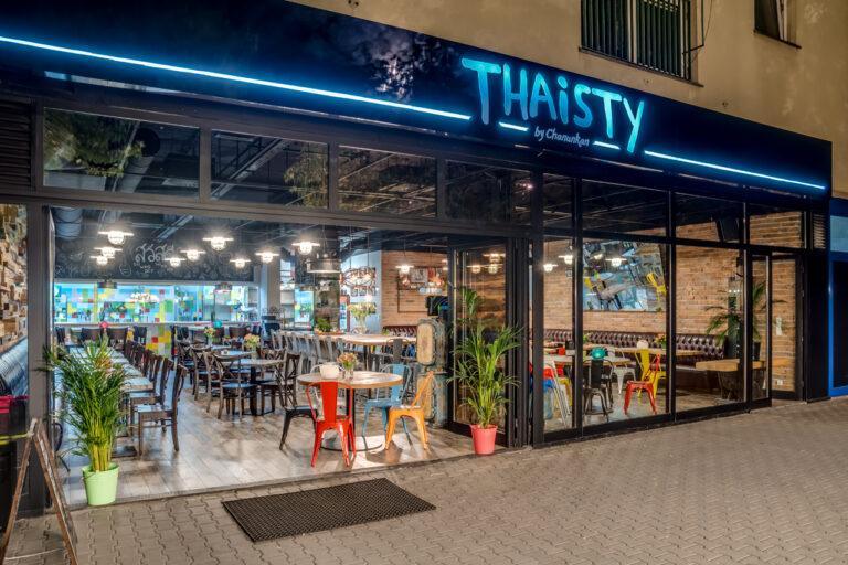Restauracja Thaisty przy Placu Bankowym w Warszawie
