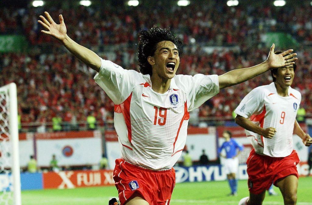 Południowokoreański piłkarz Ahn Jung-hwan