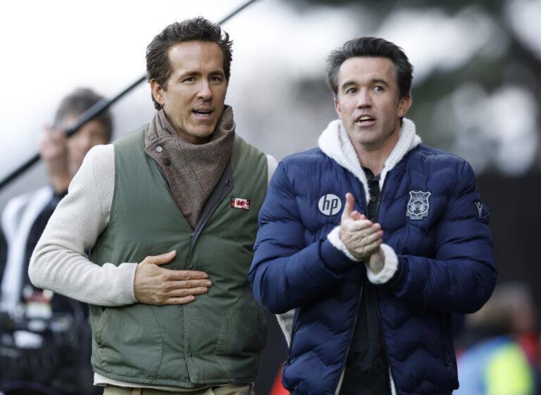 Ryan Reynolds z Robem Maciem