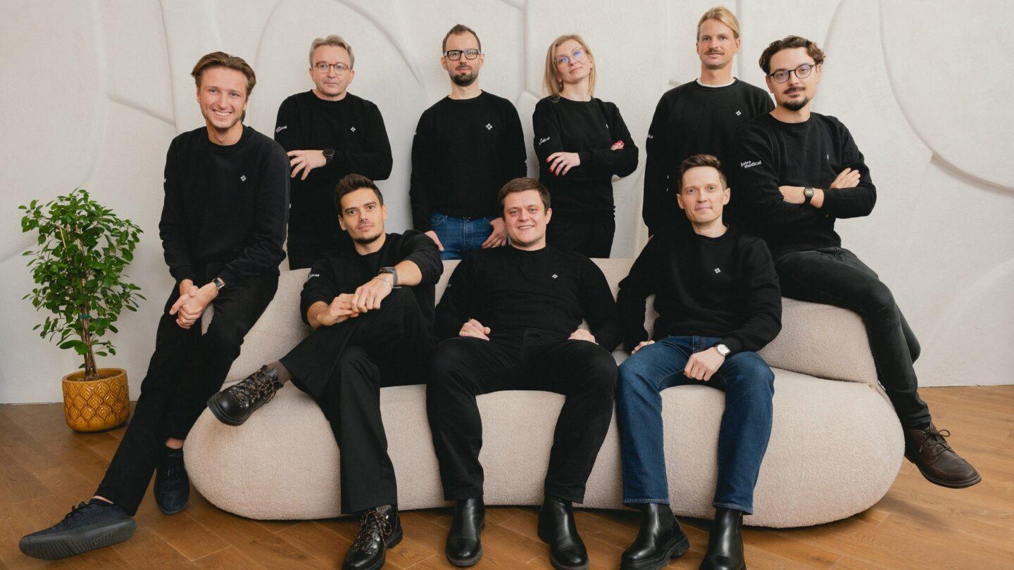 Zespół Jutro Medical buduje nowoczesną przychodnię przyszłości. Jej celem jest połączenie tradycyjnych placówek medycznych z nowoczesną technologią.