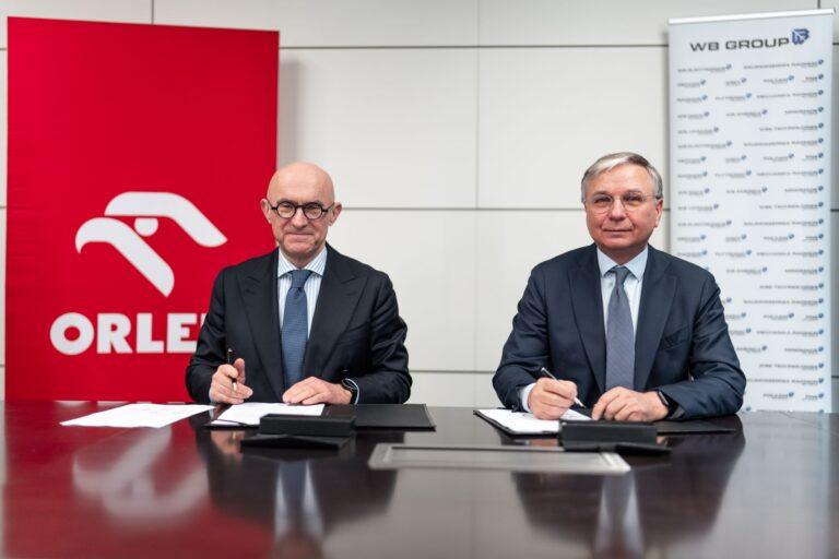 Prezes Orlenu Ireneusz Fąfara (po lewej) oraz prezes Grupy WB Piotr Wojciechowski (po prawej)