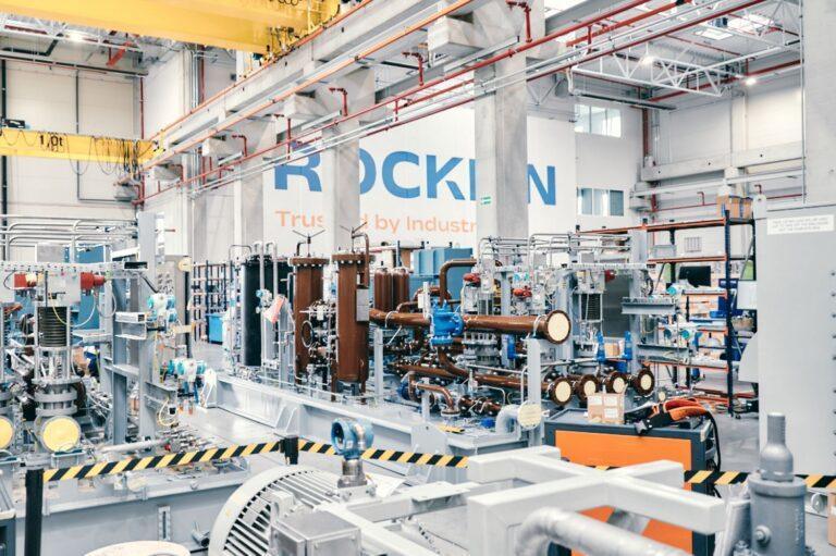 Na zdjęciu hala produkcyjna Rockfin