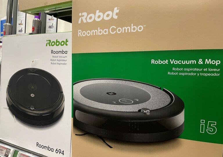Na zdjęciu: Roomba firmy iRobot