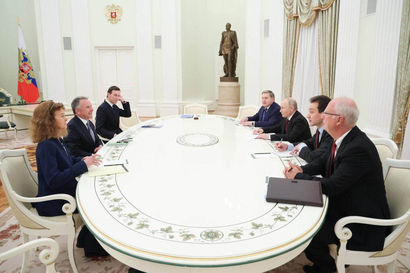 Spotkanie amerykańskiej delegacji z rosyjskim prezydentem Władimirem Putinem.