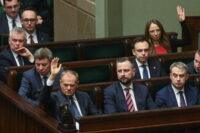 Ławy rządowe na sali obrad Sejmu w Warszawie