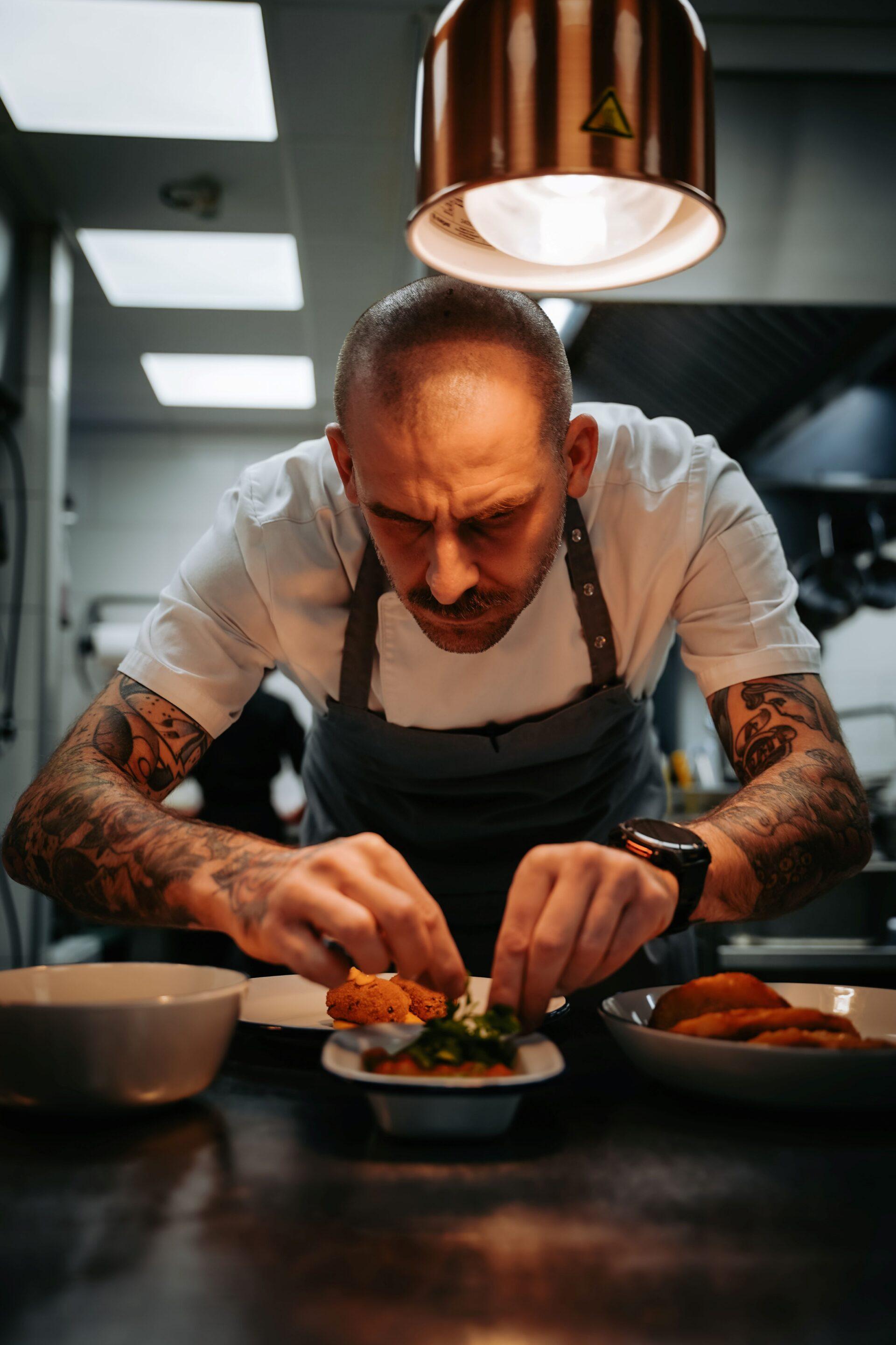 Mateusz Stasikowski, szef kuchni w restauracji Bibosz