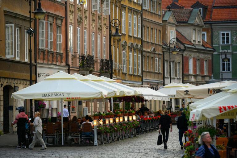 Daily Life In Warsaw