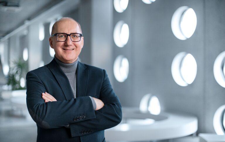 profesor. Arkadiusz Wójs, rektor Politechniki Wrocławskiej