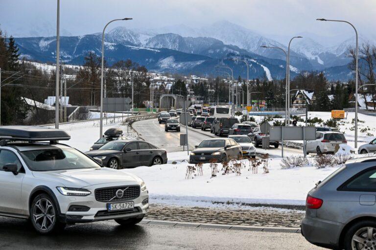 Na zdjęciu korki na Zakopiance w Poroninie
