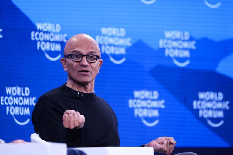 Satya Nadella na forum w Davos
