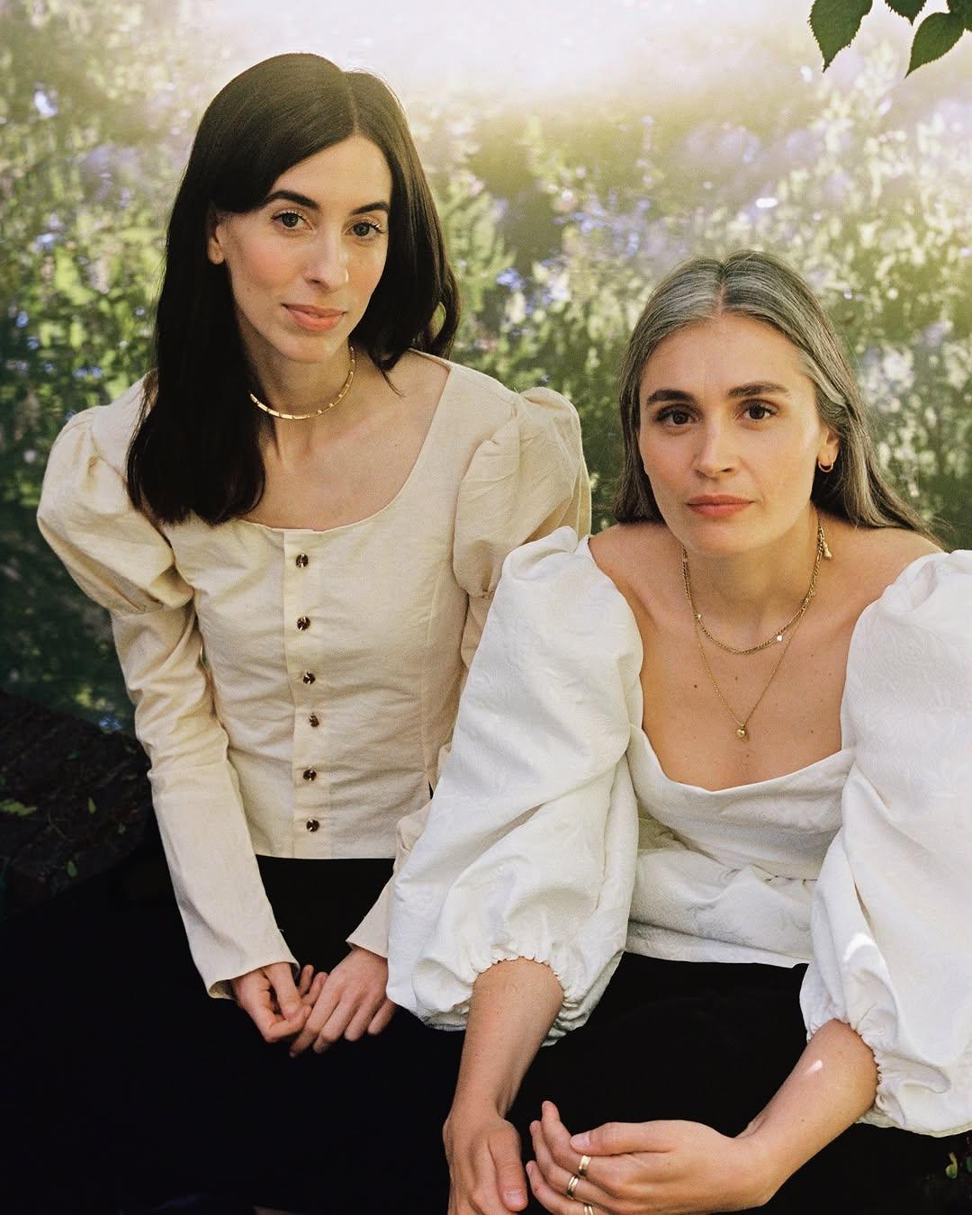 Ana Garriga i Carmen Urbita 