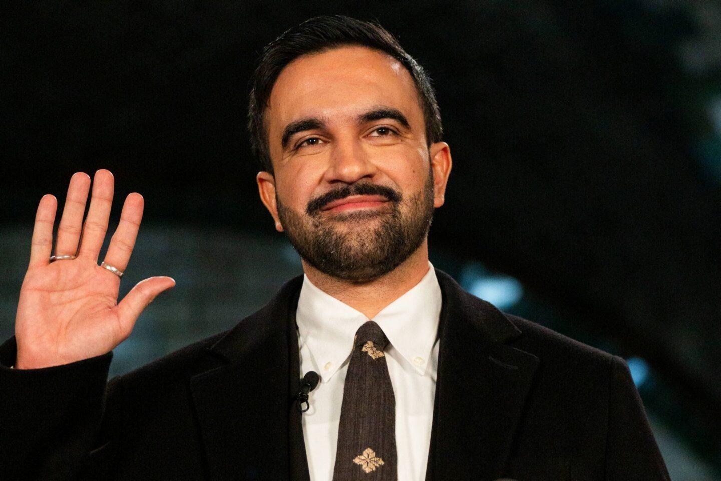 Zohran Mamdani podczas ceremonii zaprzysiężenia na burmistrza Nowego Jorku