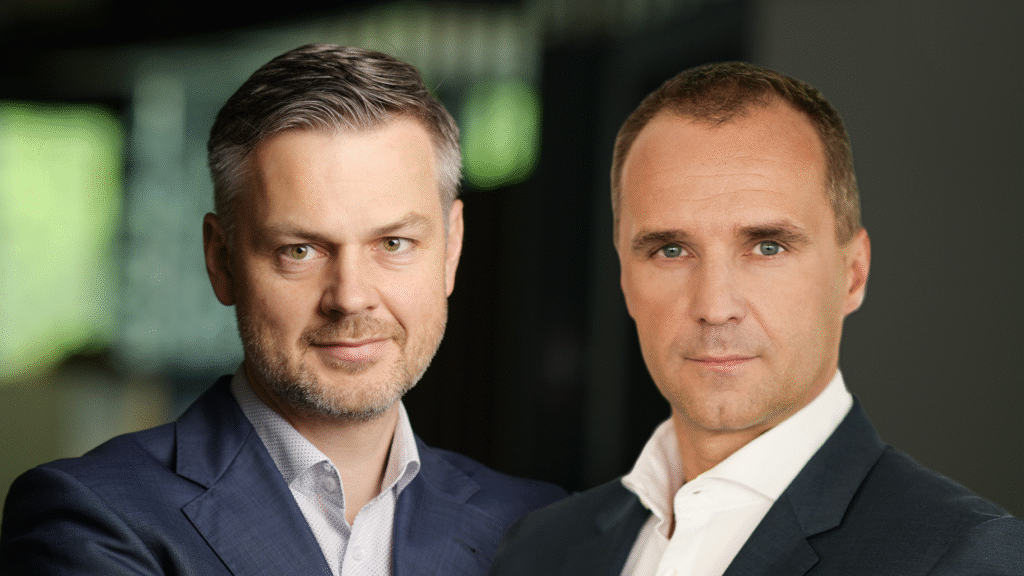 Roman Fink (dyrektor mBanku w Słowacji) i Robert Chrištof (szef w mBanku w Czechach)