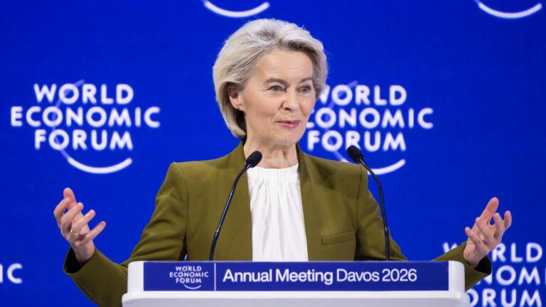 Szefowa KE Ursula von der Leyen w Davos