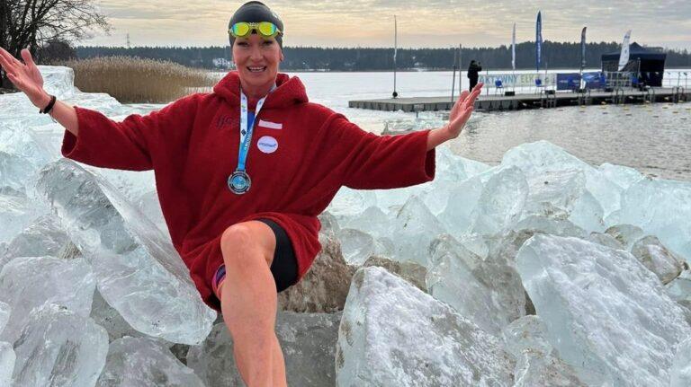 Agnieszka Stachowiak, jedna z najbardziej znanych polskich pływaczek lodowych