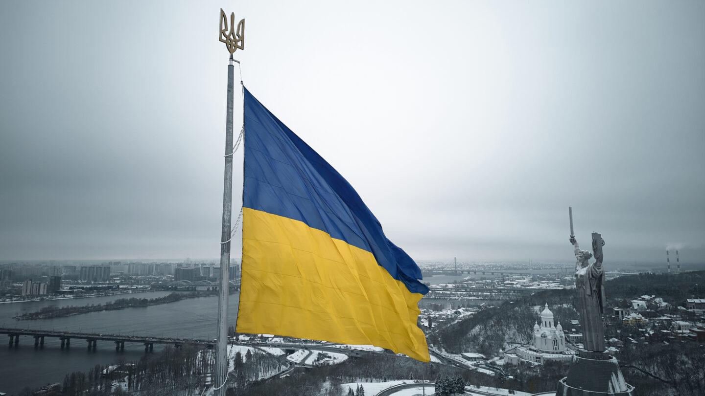 Ukraińska flaga nad Kijowem