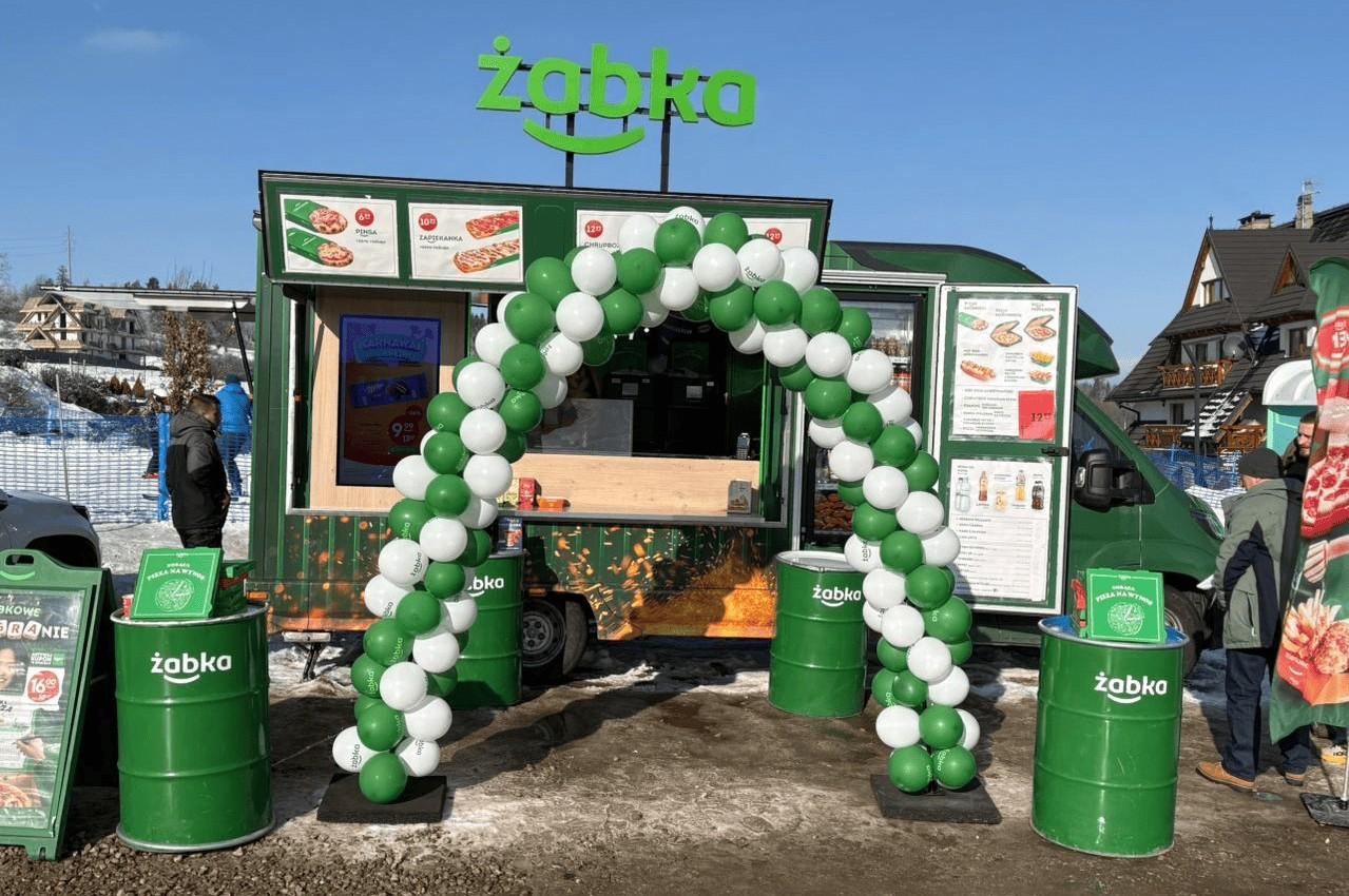 Food truck Żabki na Podhalu