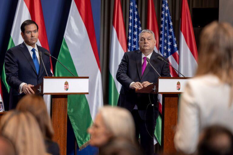 Po lewej sekretarz stanu USA Marco Rubio oraz premier Węgier Viktor Orban