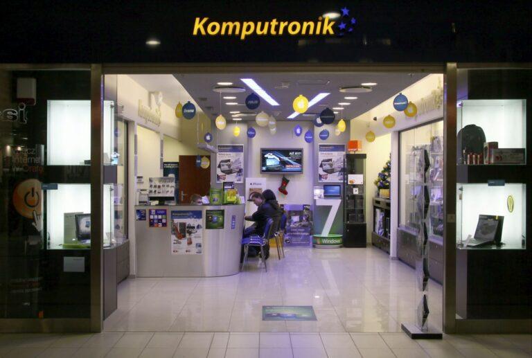 Sklep sieci Komputronik