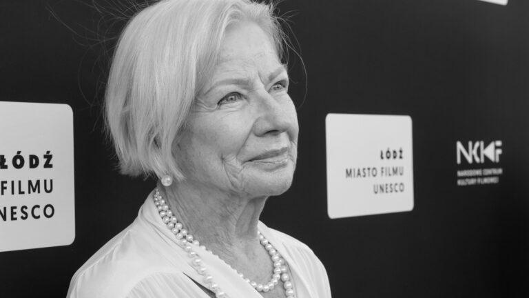 Bożena Dykiel w 2025 r. na odsłonięciu swojej gwiazdy w Łódzkiej Alei Gwiazd przy ulicy Piotrkowskiej