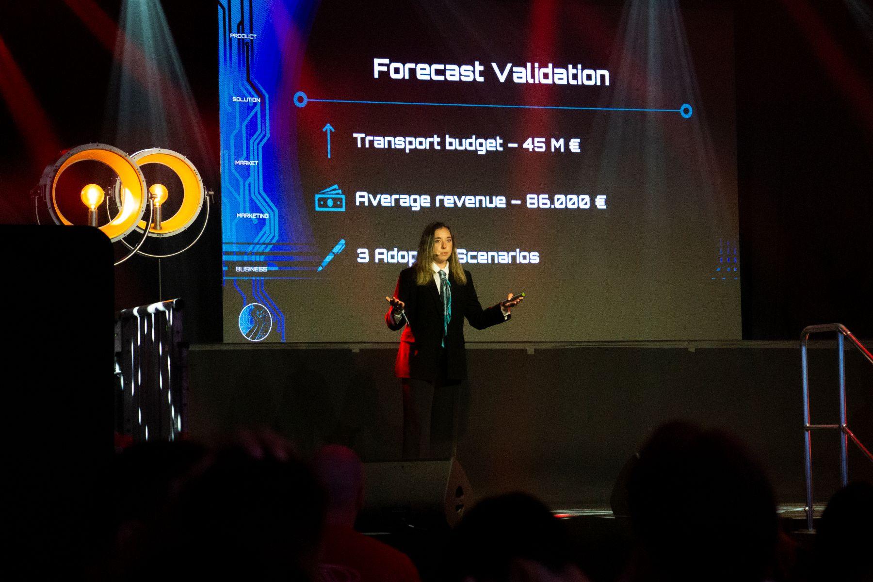 Joanna Popielewska, dyrektor finansowa zespołu Formuły Student Politechniki Wrocławskiej