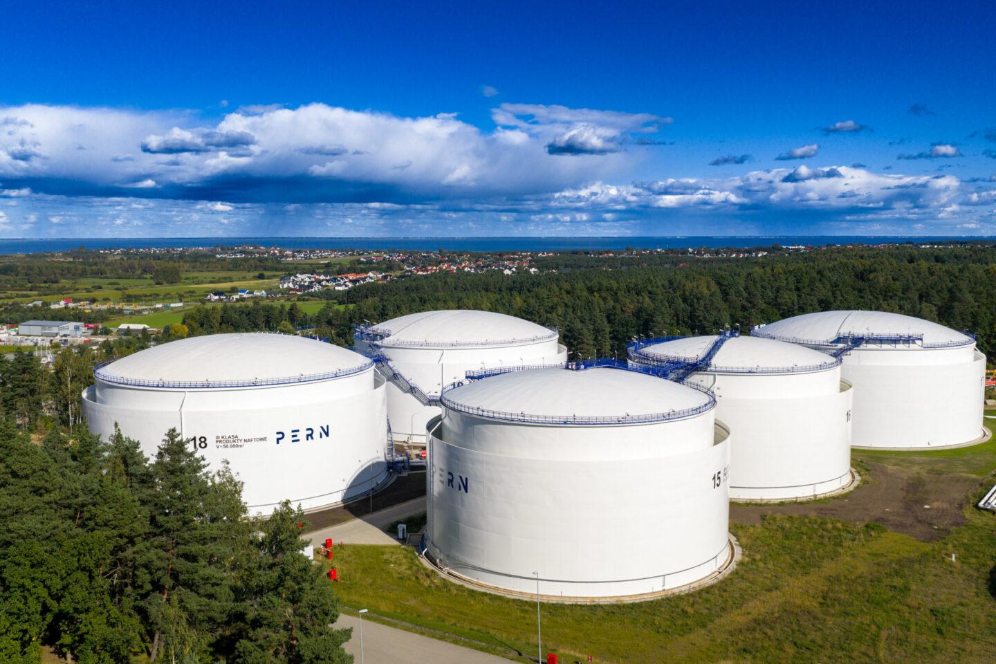 Baza paliw PERN w Dębogórzu