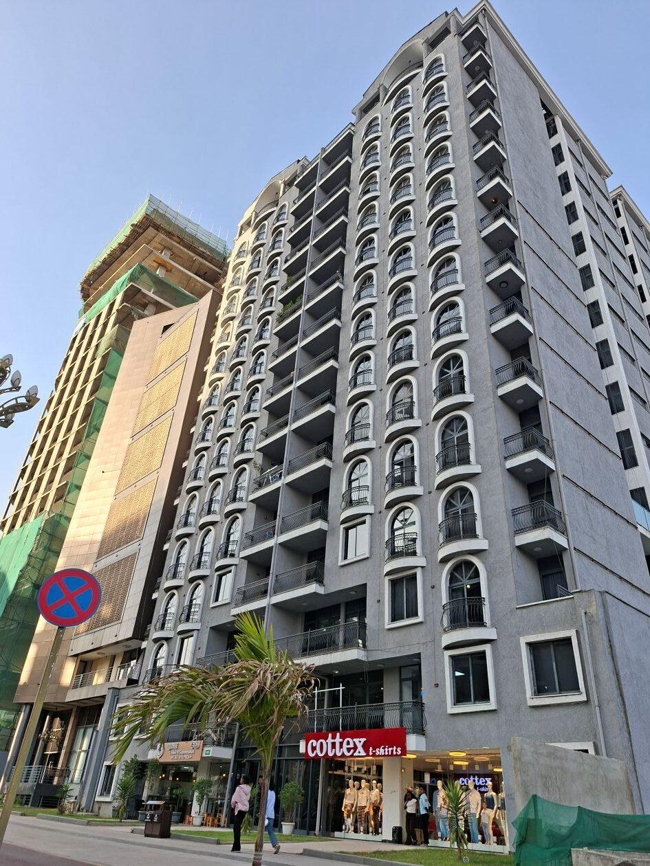 Rosnące ambicje klasy średniej – wieżowiec mieszkalny przy ulicy Bole. 