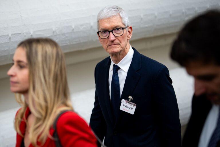 Tim Cook