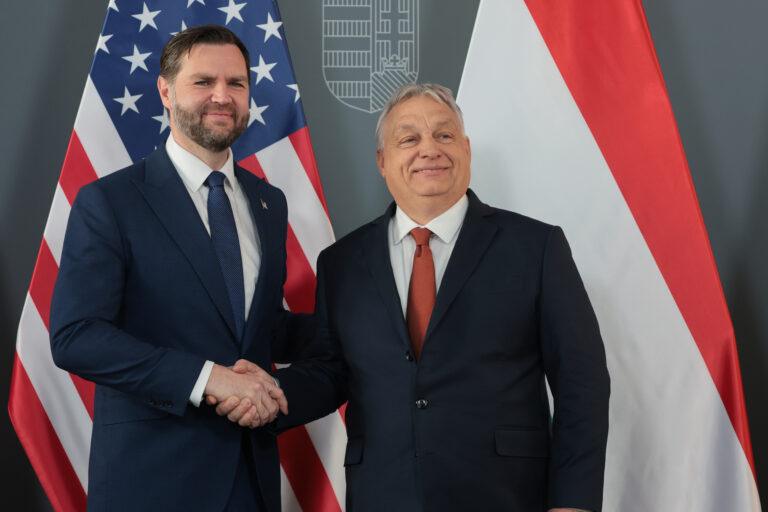 Wiceprezydent USA J.D Vance oraz premier Węgier Viktor Orban