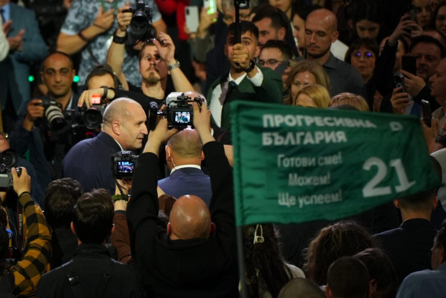 Lider Postępowej Bułgarii, były prezydent Rumen Radew na wiecu w Sofii.