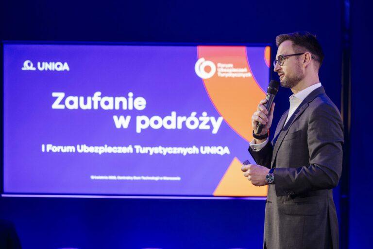 Marcin Nedwidek, prezes UNIQA, w trakcie Forum Ubezpieczeń Turystycznych. Fot. Materiały prasowe organizatora