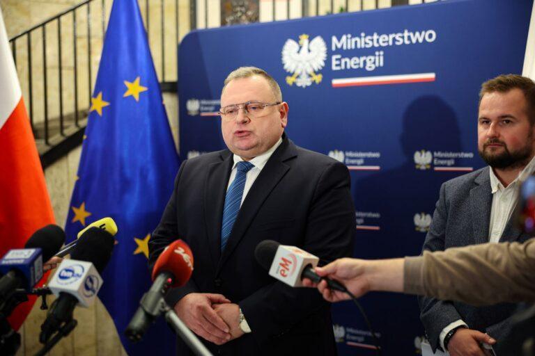 Wiceminister energii Marian Zmarzły