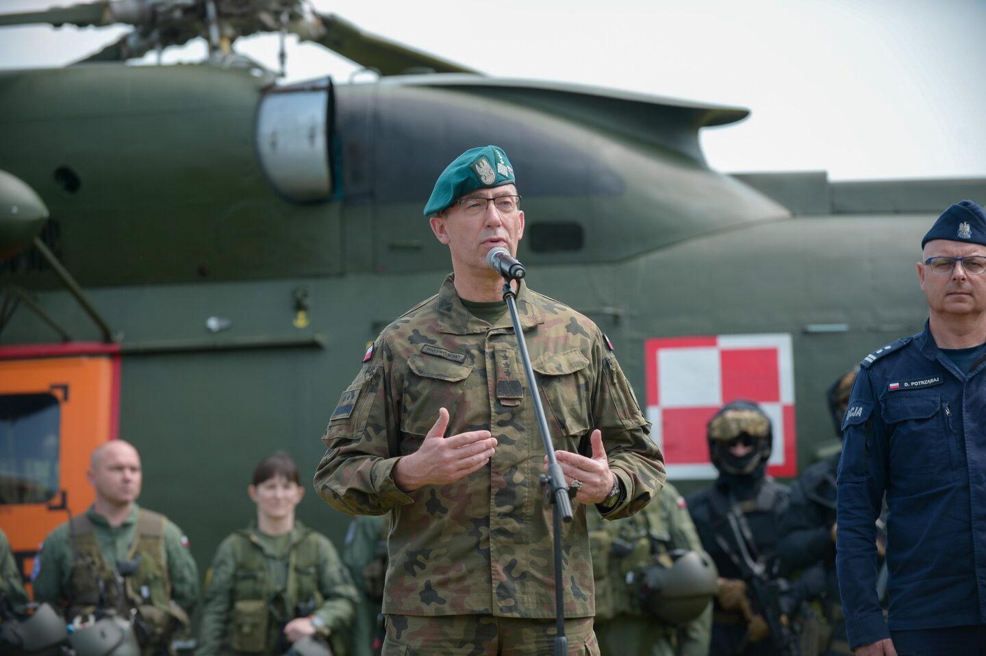 Generał Tomasz Piotrowski