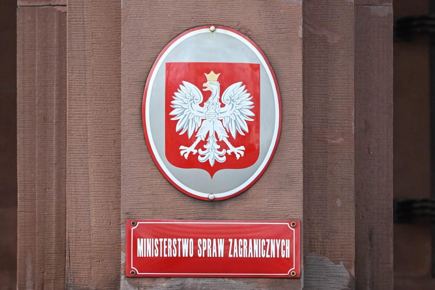tabliczka ministerstwo spraw zagranicznych