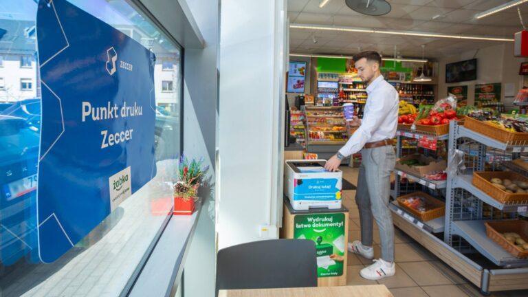 Automat Zeccer w Żabce
