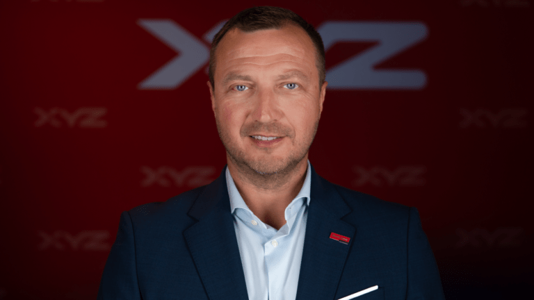 Dariusz Gałęzewski, prezes OSHEE