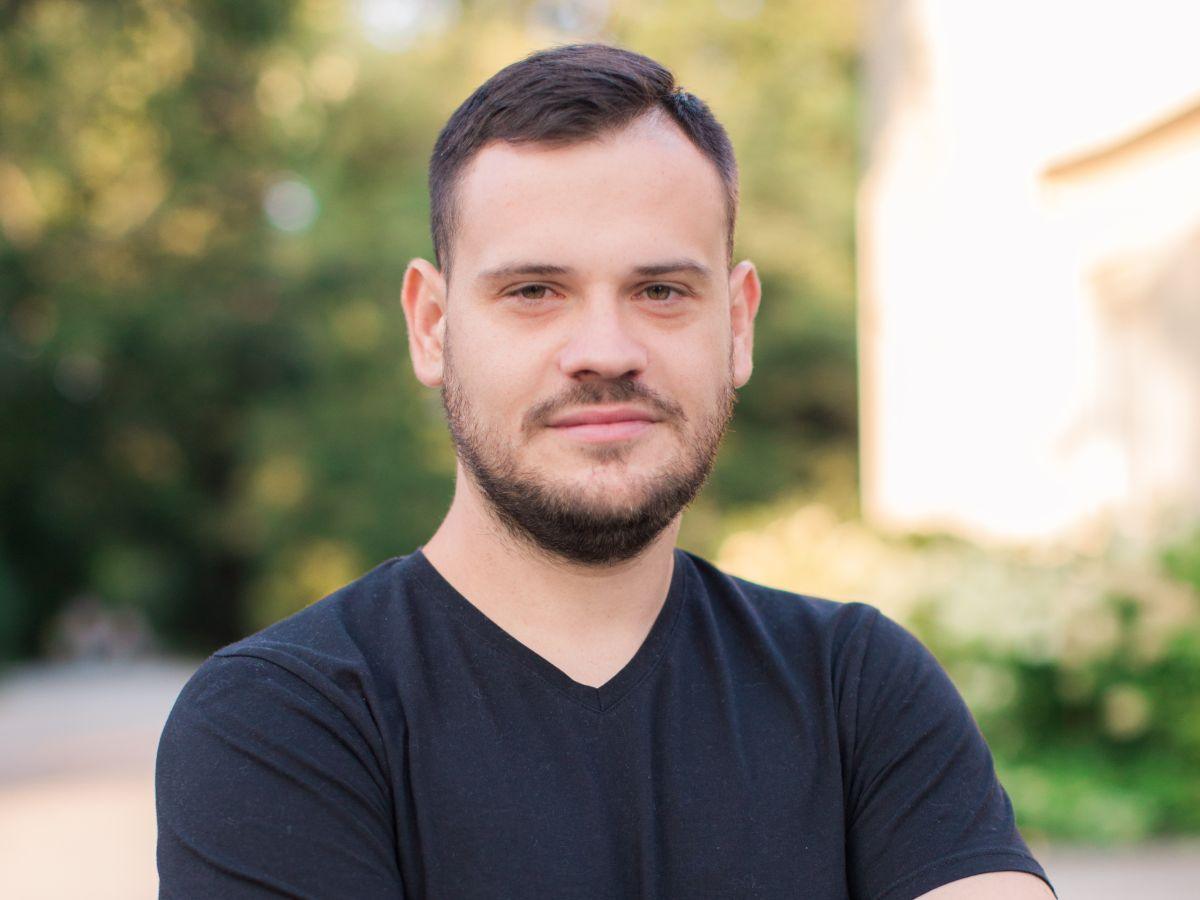Kamil Leszczyński, prezes firmy Eternis